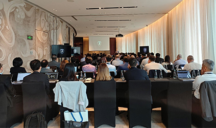 「唐能风采」唐能翻译为兰博基尼提供英日英中同传以及设备租赁服务